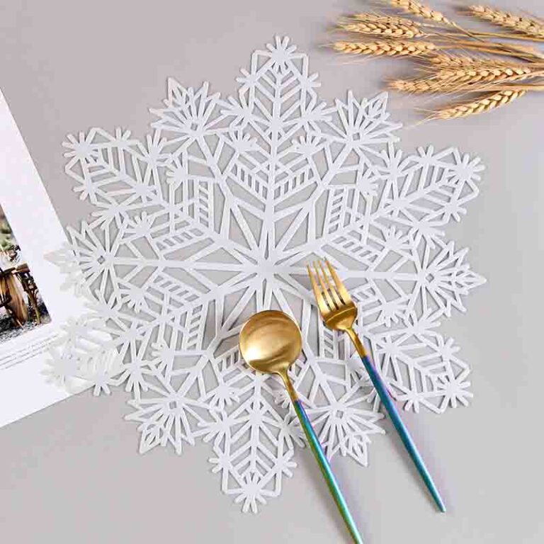 Snowflake Insulated Placemats 2